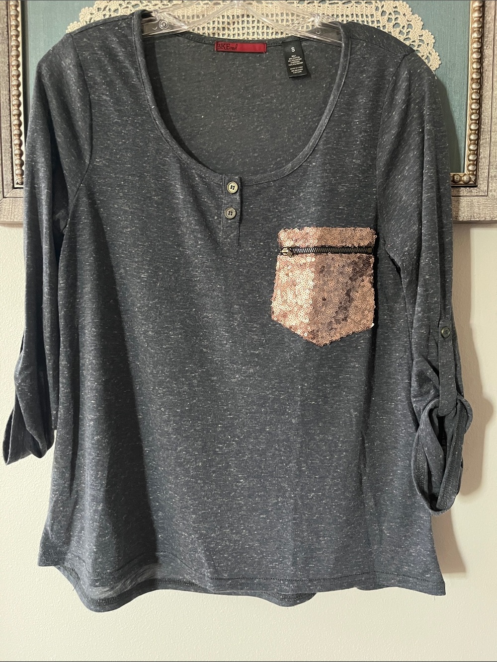 BKE Charcoal Heather Long-Sleeve Henley with Rose Gold Sequin Pocket